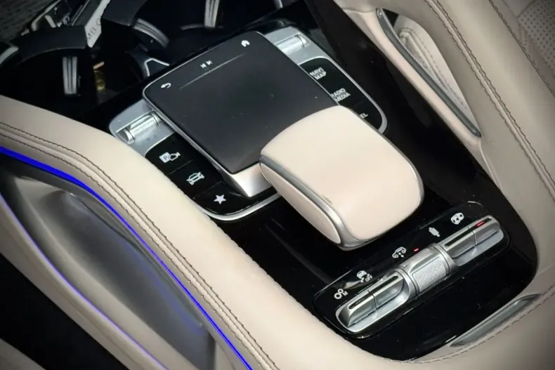 Mercedes-Benz GLS 63 (Clasa GLS) din 2023 cu 80.200 km - oferta MER192486 - foto 22