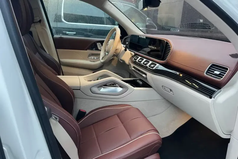 Mercedes-Benz GLS 600 (Clasa GLS) din 2022 cu 150 km - oferta MER192490 - foto 9