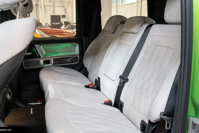 Mercedes-Benz G 63 AMG (Clasa G) din 2023 cu 11.800 km - oferta MER192492 - foto 13