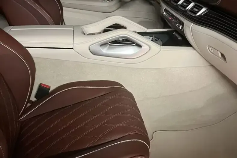 Mercedes-Benz GLS 600 (Clasa GLS) din 2026 cu 10 km - oferta MER192493 - foto 18
