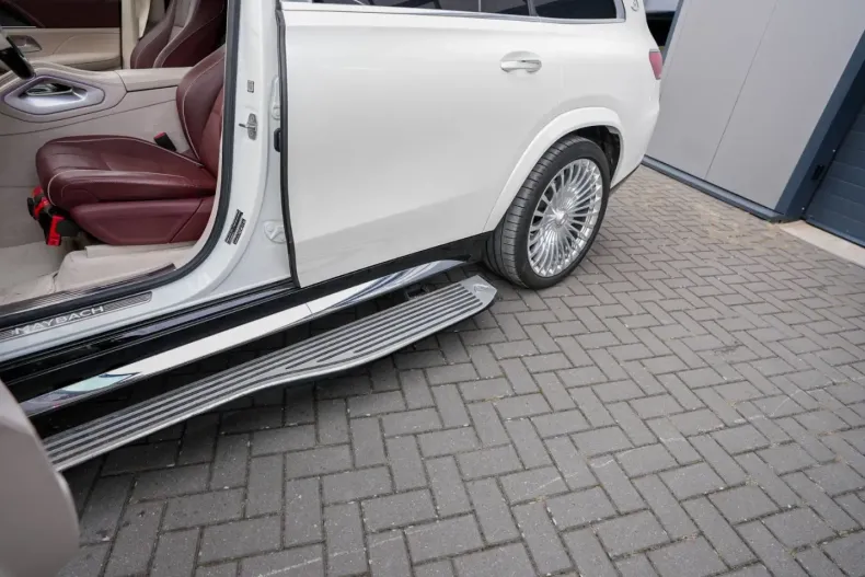 Mercedes-Benz GLS 600 (Clasa GLS) din 2021 cu 19.500 km - oferta MER192501 - foto 17