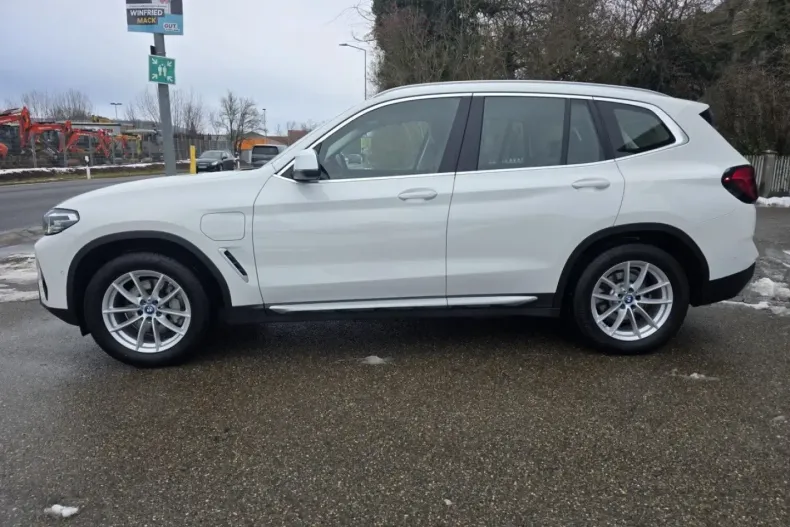 BMW X3 (Seria X) din 2022 cu 64.226 km - oferta BMW192505 - foto 3