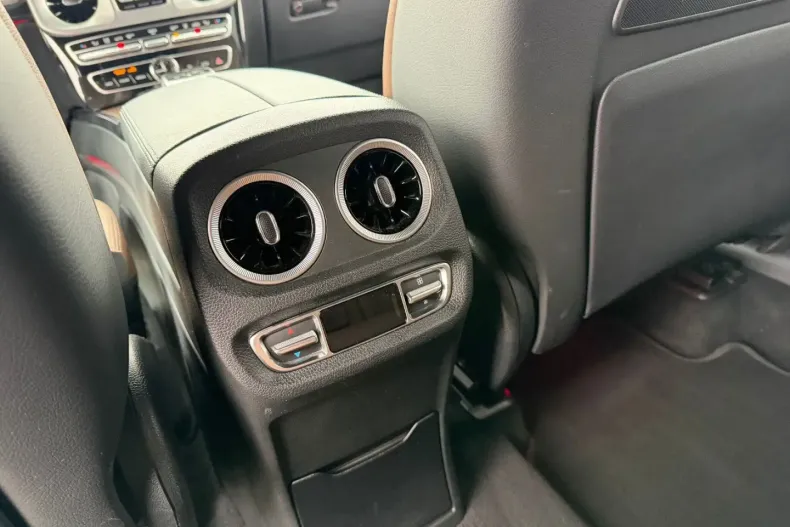 Mercedes-Benz G 400 (Clasa G) din 2021 cu 86.900 km - oferta MER192516 - foto 21