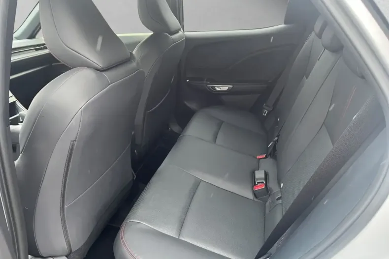 Lexus LBX din 2024 cu 14.459 km - oferta LEX192521 - foto 16