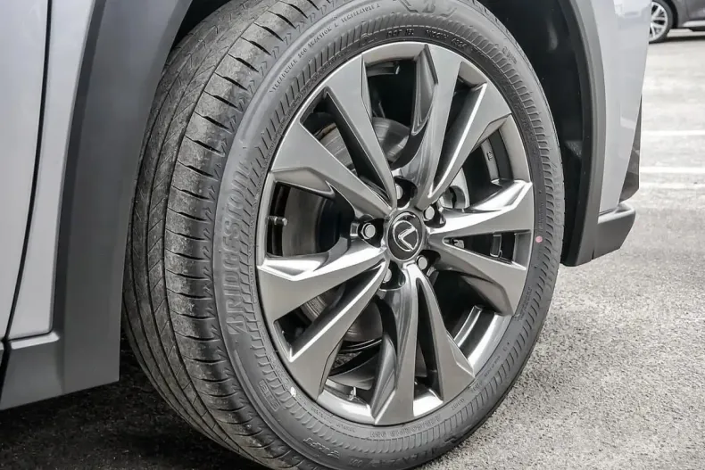 Lexus UX din 2025 cu 50 km - oferta LEX192522 - foto 7