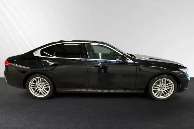 BMW 520 (Seria 5) din 2024 cu 20.800 km - oferta BMW192523 - foto 5