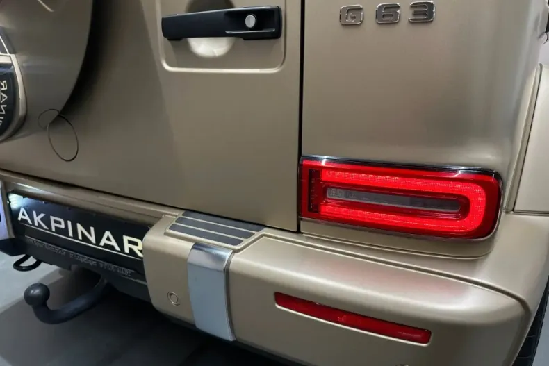Mercedes-Benz G 63 AMG (Clasa G) din 2024 cu 23.000 km - oferta MER192525 - foto 8