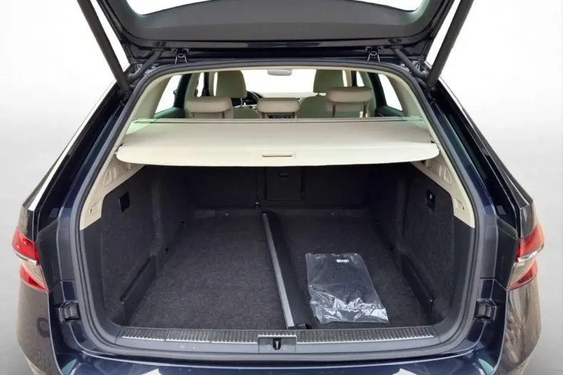 Skoda Superb din 2021 cu 99.477 km - oferta SKO192531 - foto 21