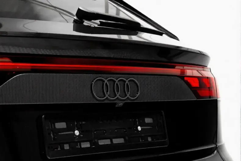 Audi RSQ8 din 2025 cu 40 km - oferta AUD192533 - foto 6