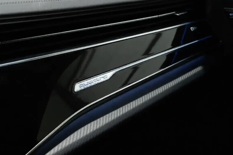 Audi RSQ8 din 2025 cu 40 km - oferta AUD192533 - foto 17