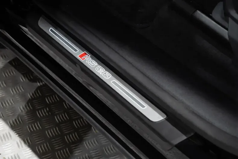 Audi RSQ8 din 2025 cu 40 km - oferta AUD192533 - foto 23