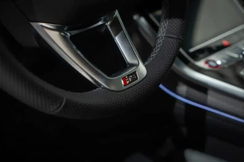 Audi RSQ8 din 2025 cu 40 km - oferta AUD192533 - foto 32