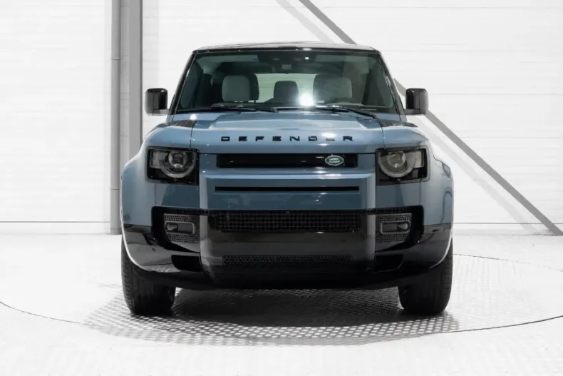 Land Rover Defender din 2025 cu 41 km - oferta LAN192534 - foto 4