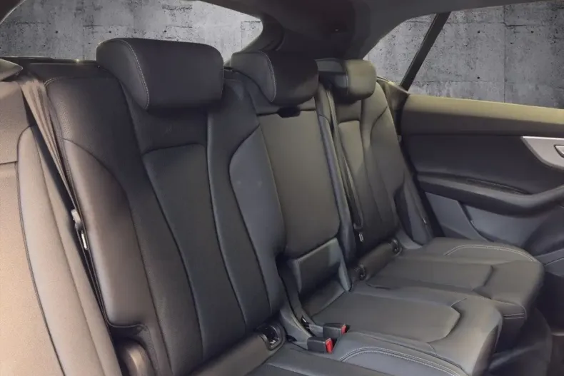 Audi Q8 din 2024 cu 12.100 km - oferta AUD192541 - foto 9