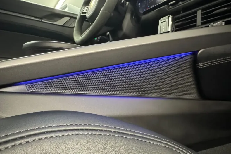 Porsche 992 din 2025 cu 14.801 km - oferta POR192545 - foto 21