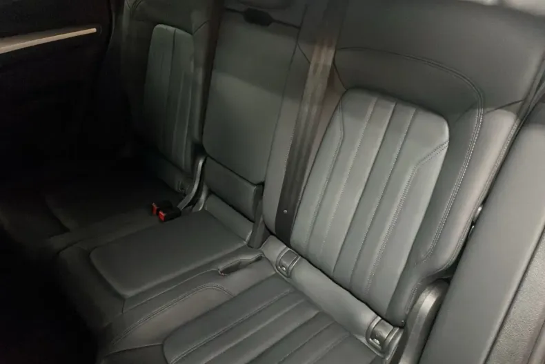 Audi Q5 din 2024 cu 20.530 km - oferta AUD192554 - foto 17