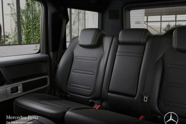 Mercedes-Benz G 450 (Clasa G) din 2024 cu 24.955 km - oferta MER192558 - foto 13