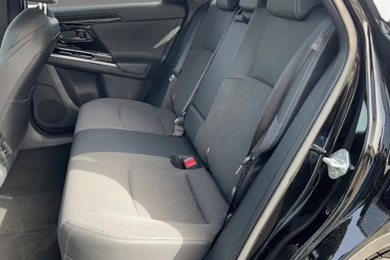 Toyota bZ4X din 2023 cu 8.200 km - oferta TOY192564 - foto 11