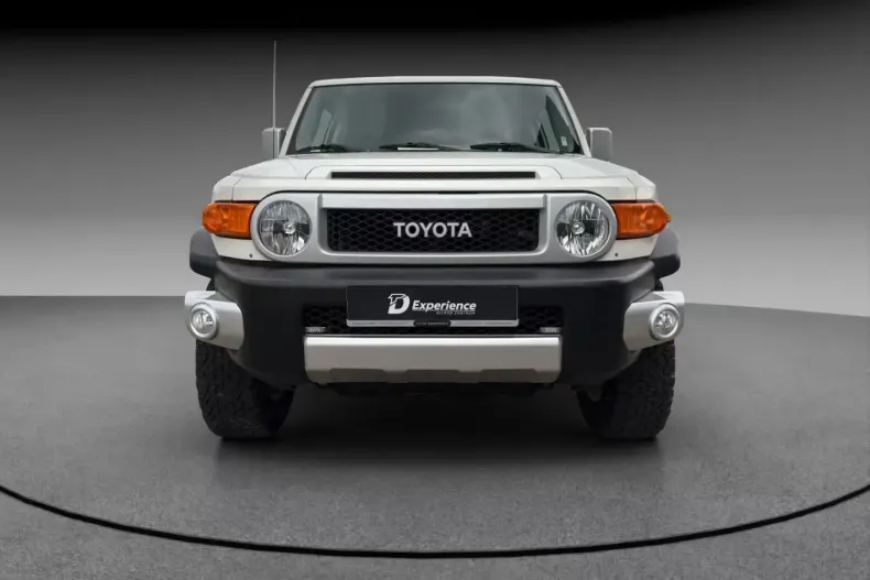 Toyota FJ din 2025 cu 200 km - oferta TOY192567 - foto 2
