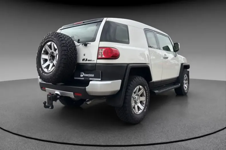 Toyota FJ din 2025 cu 200 km - oferta TOY192567 - foto 6