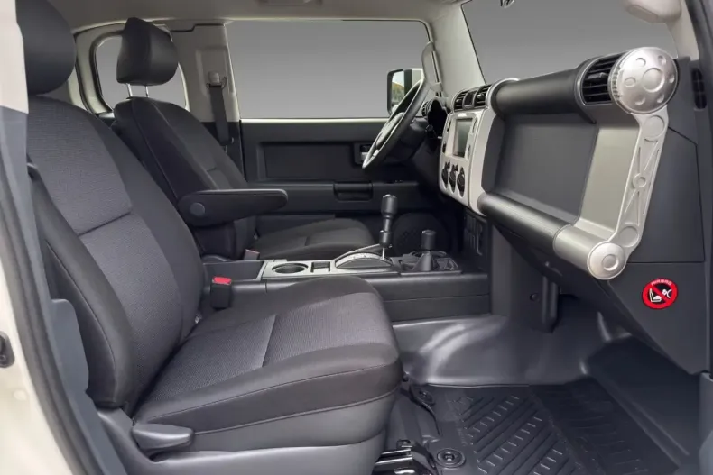 Toyota FJ din 2025 cu 200 km - oferta TOY192567 - foto 13