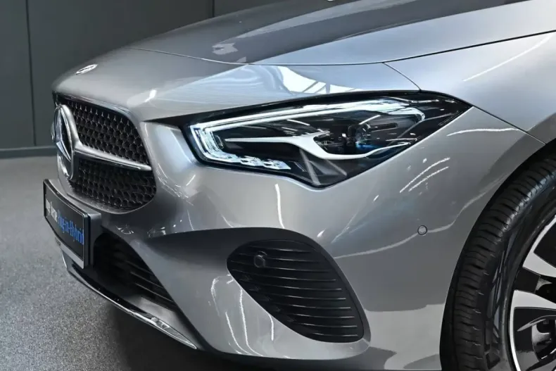 Mercedes-Benz CLA 250 (Clasa CLA) din 2025 cu 2.898 km - oferta MER192571 - foto 3