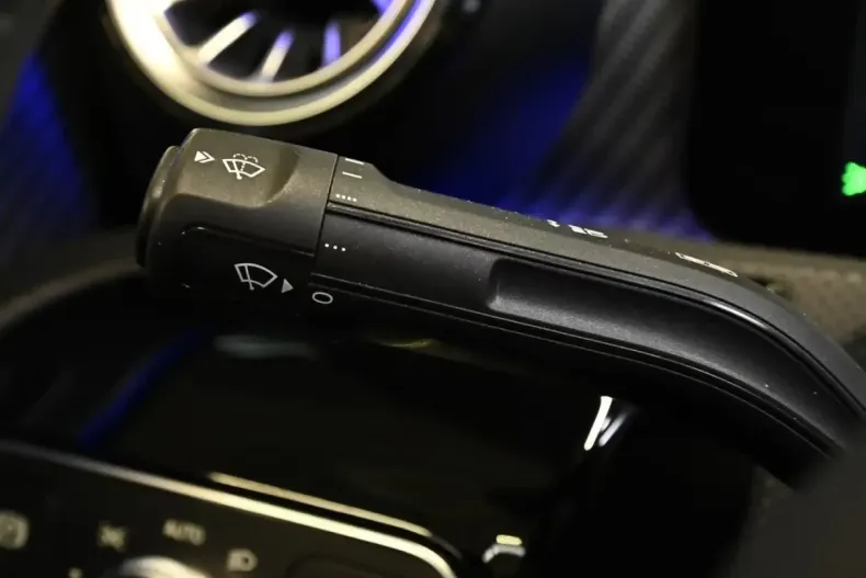 Mercedes-Benz CLA 250 (Clasa CLA) din 2025 cu 2.898 km - oferta MER192571 - foto 9