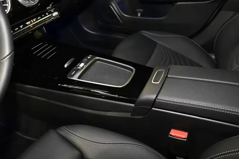 Mercedes-Benz CLA 250 (Clasa CLA) din 2025 cu 2.898 km - oferta MER192571 - foto 11