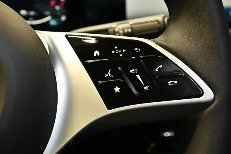 Mercedes-Benz CLA 250 (Clasa CLA) din 2025 cu 2.898 km - oferta MER192571 - foto 23