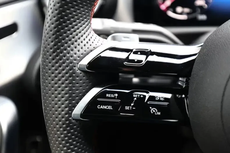 Mercedes-Benz CLA 250 (Clasa CLA) din 2025 cu 7.080 km - oferta MER192573 - foto 5