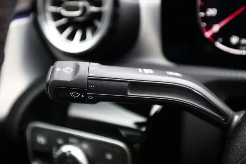 Mercedes-Benz CLA 250 (Clasa CLA) din 2025 cu 7.080 km - oferta MER192573 - foto 13