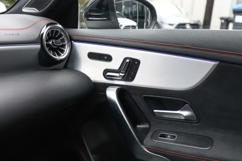 Mercedes-Benz CLA 250 (Clasa CLA) din 2025 cu 7.080 km - oferta MER192573 - foto 24