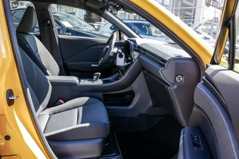 Lexus LBX din 2026 cu 10 km - oferta LEX192574 - foto 12