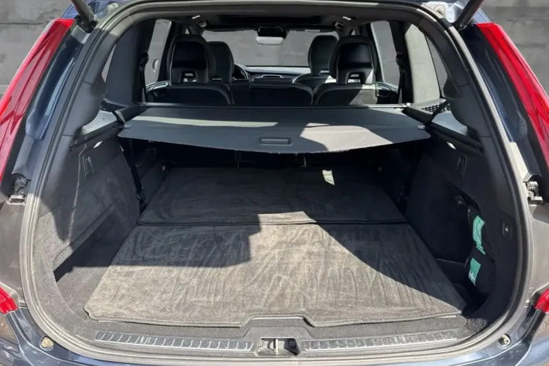 Volvo XC90 din 2022 cu 52.300 km - oferta VOL192575 - foto 7