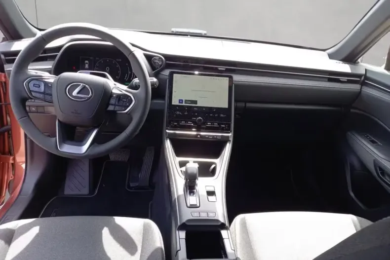 Lexus LBX din 2025 cu 8.200 km - oferta LEX192577 - foto 2