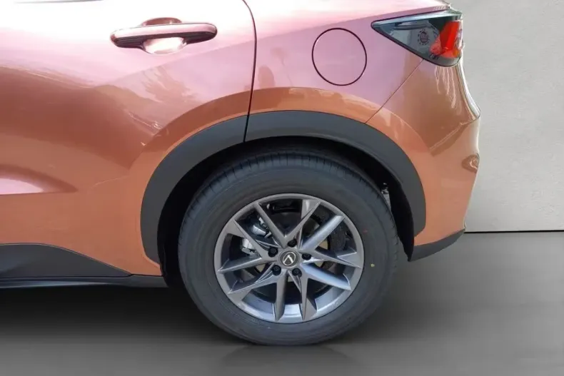 Lexus LBX din 2025 cu 8.200 km - oferta LEX192577 - foto 9