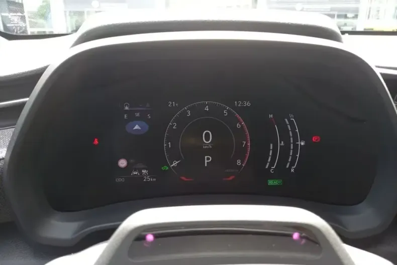 Lexus LBX din 2025 cu 8.200 km - oferta LEX192577 - foto 17