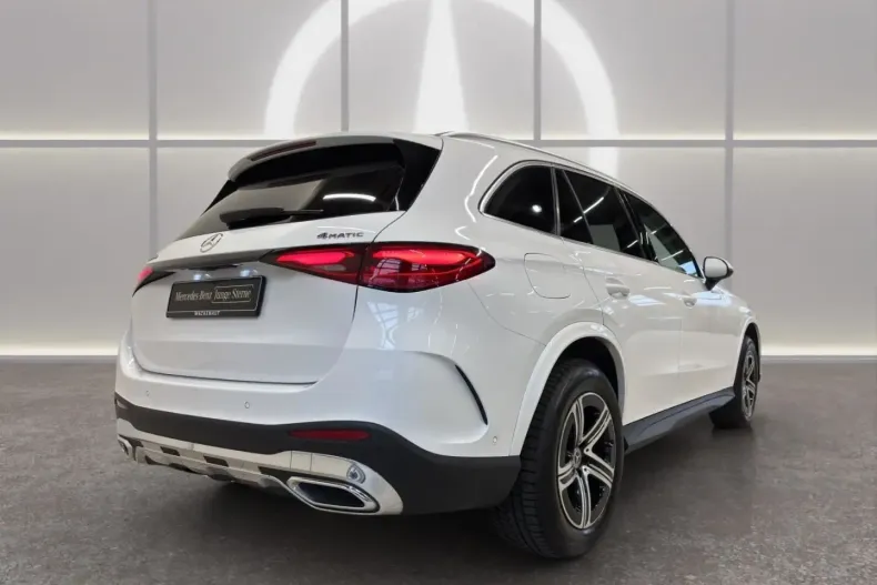 Mercedes-Benz GLC 300 (Clasa GLC) din 2024 cu 16.900 km - oferta MER192579 - foto 4