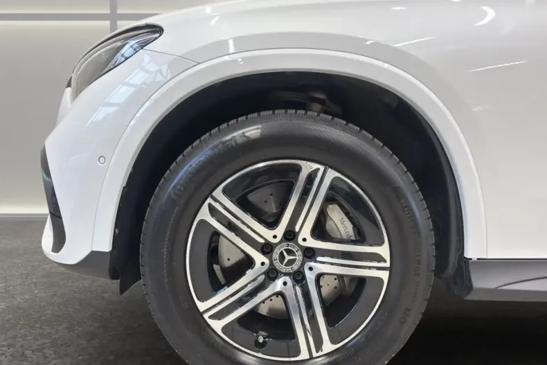 Mercedes-Benz GLC 300 (Clasa GLC) din 2024 cu 16.900 km - oferta MER192579 - foto 12