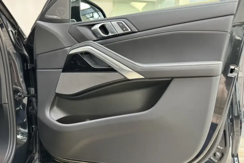 BMW X6 (Seria X) din 2025 cu 8.260 km - oferta BMW192582 - foto 38