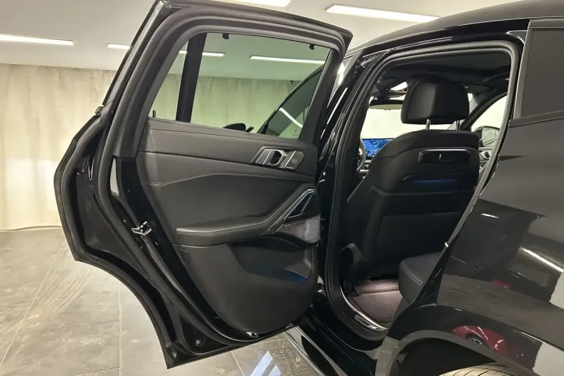 BMW X6 (Seria X) din 2025 cu 14.592 km - oferta BMW192583 - foto 14