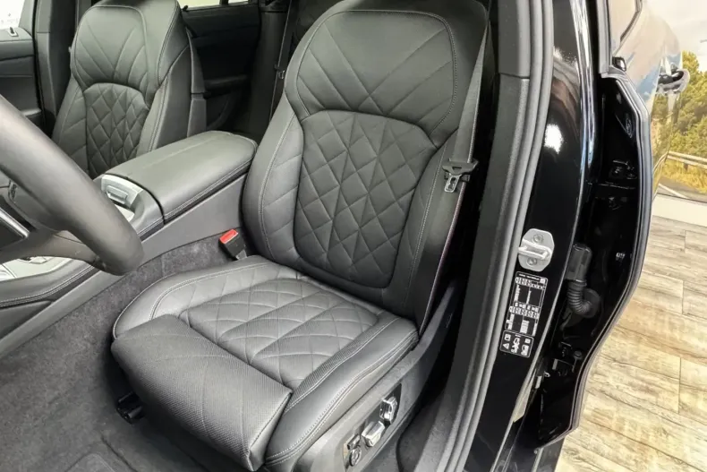 BMW X6 (Seria X) din 2025 cu 8.490 km - oferta BMW192586 - foto 15