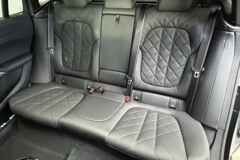 BMW X6 (Seria X) din 2025 cu 8.490 km - oferta BMW192586 - foto 19