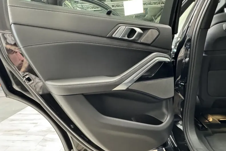 BMW X6 (Seria X) din 2025 cu 8.490 km - oferta BMW192586 - foto 22