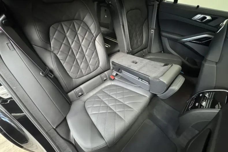 BMW X6 (Seria X) din 2025 cu 8.490 km - oferta BMW192586 - foto 28