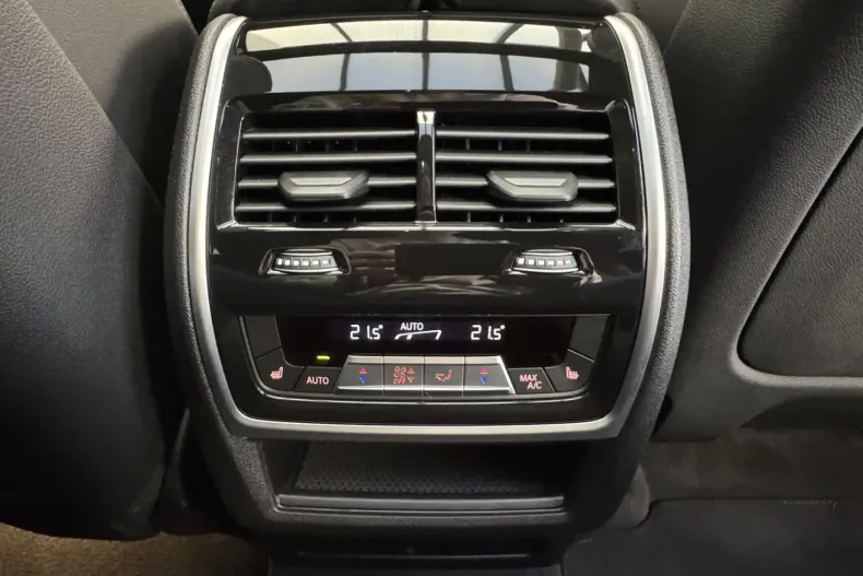 BMW X6 (Seria X) din 2025 cu 8.490 km - oferta BMW192586 - foto 31