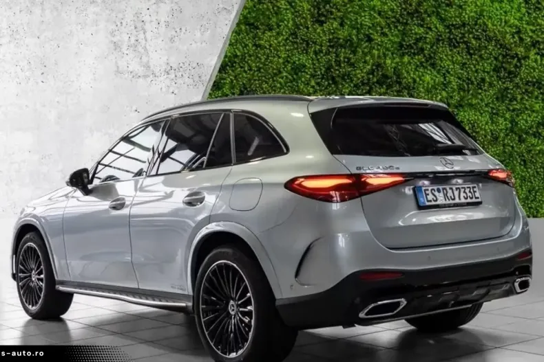 Mercedes-Benz GLC 400 (Clasa GLC) din 2025 cu 7.500 km - oferta MER192587 - foto 7
