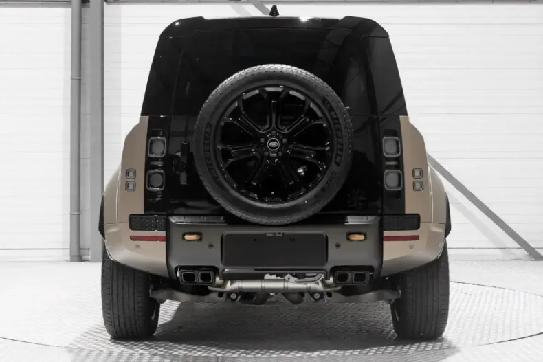 Land Rover Defender din 2025 cu 18 km - oferta LAN192589 - foto 4