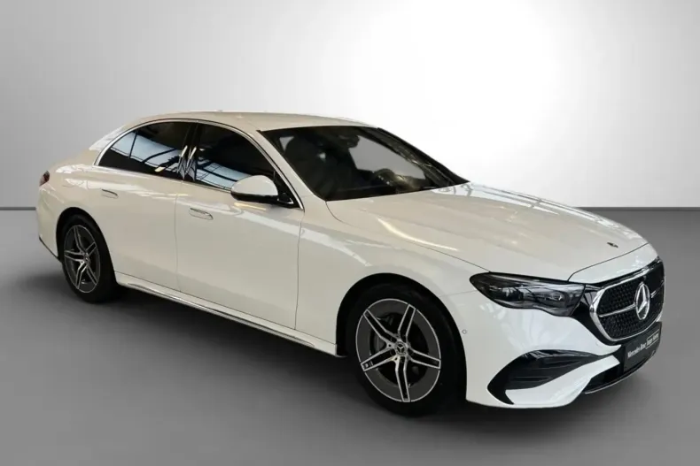 Mercedes-Benz E 200 (Clasa E) din 2025 cu 9.700 km - oferta MER192593 - foto 3