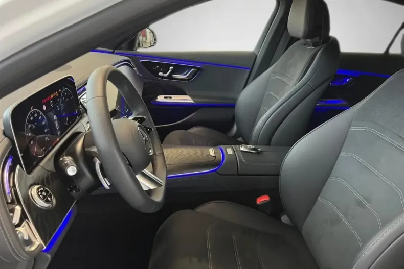 Mercedes-Benz E 200 (Clasa E) din 2025 cu 9.700 km - oferta MER192593 - foto 14